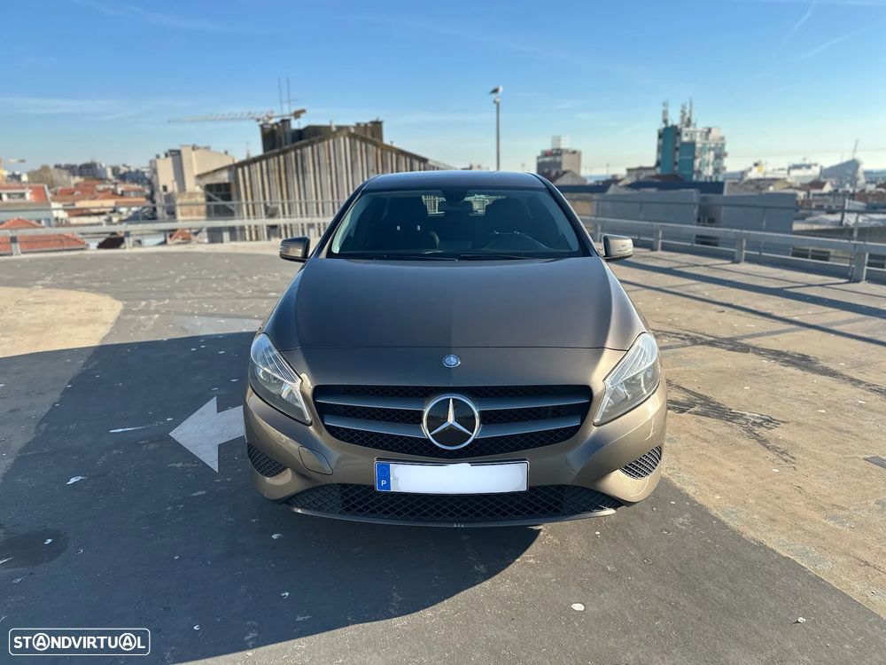 Mercedes-Benz A 180 - 6