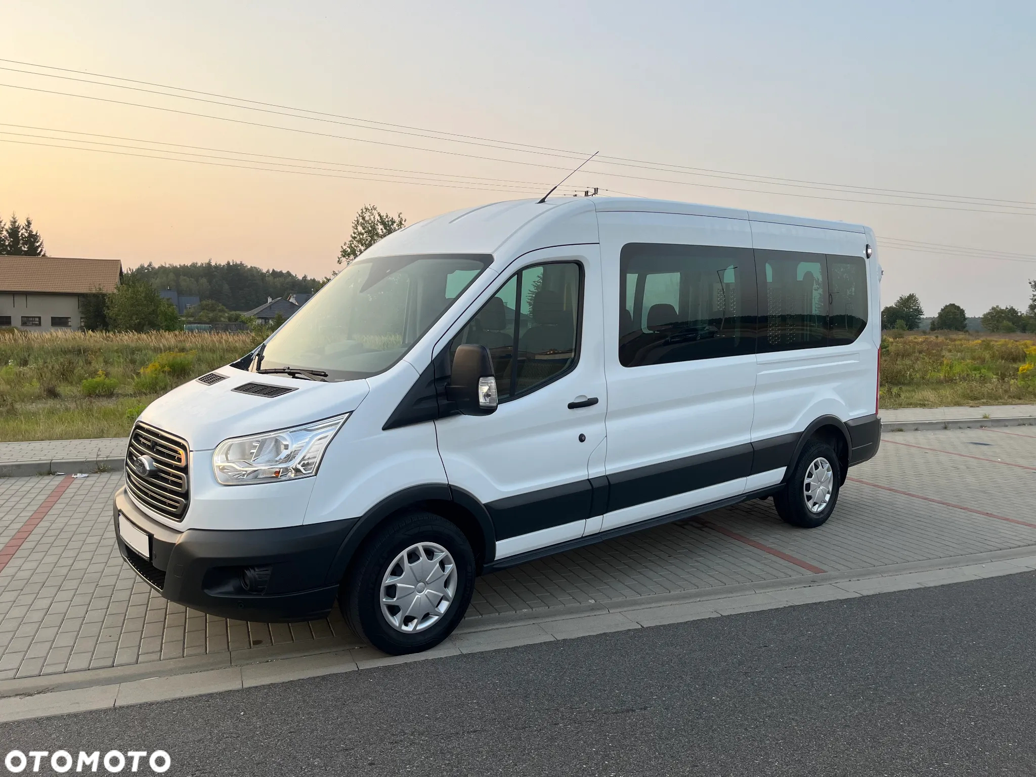 Ford Transit 330 L2H2 VA MH Trend - 11