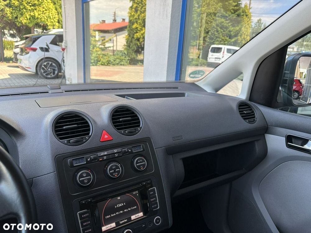Volkswagen Caddy - 10
