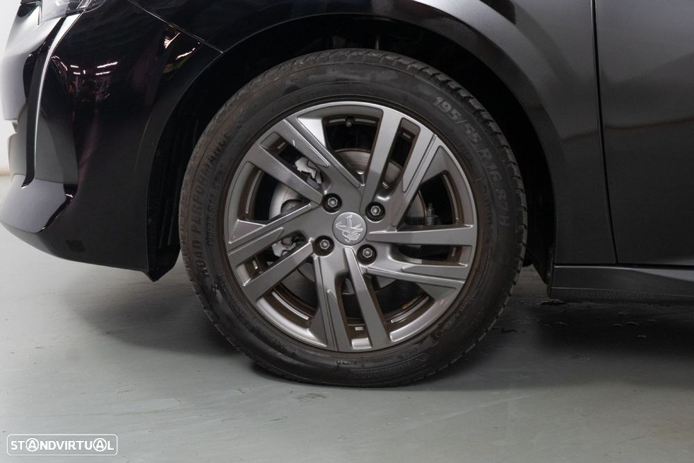 Peugeot 208 1.2 PureTech Active Pack - 19