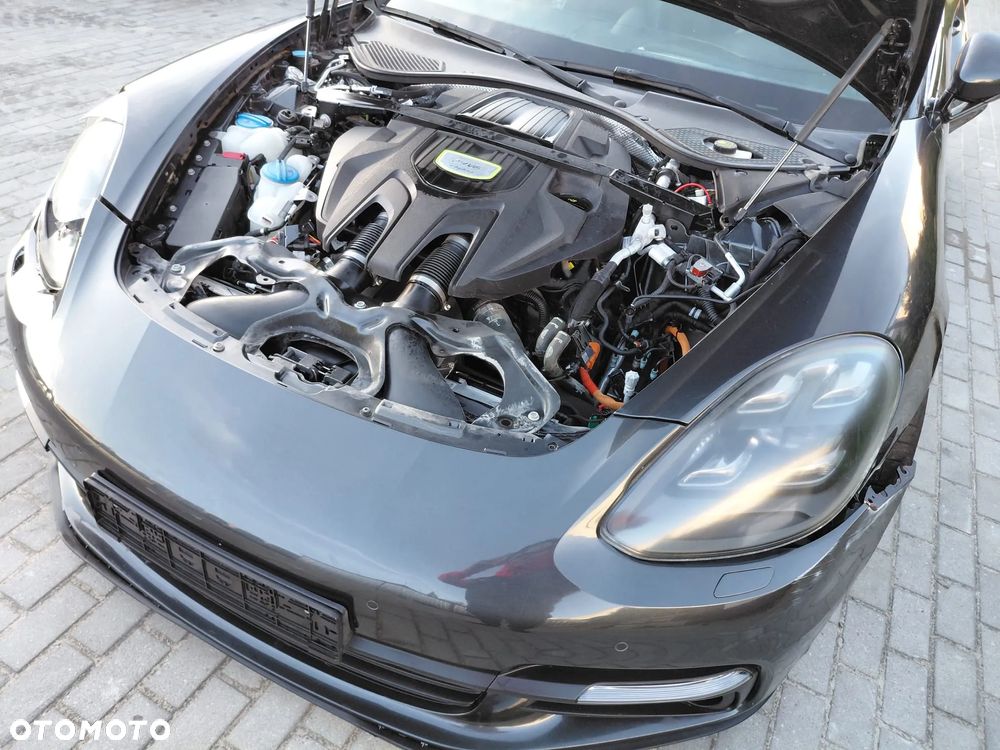 Porsche Panamera - 29