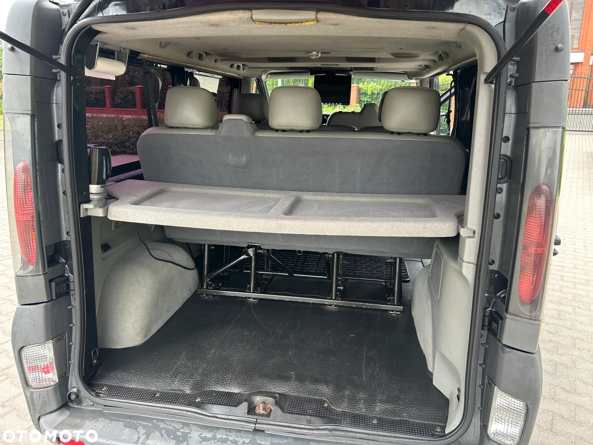 Opel Vivaro L2H1 2.9t - 6