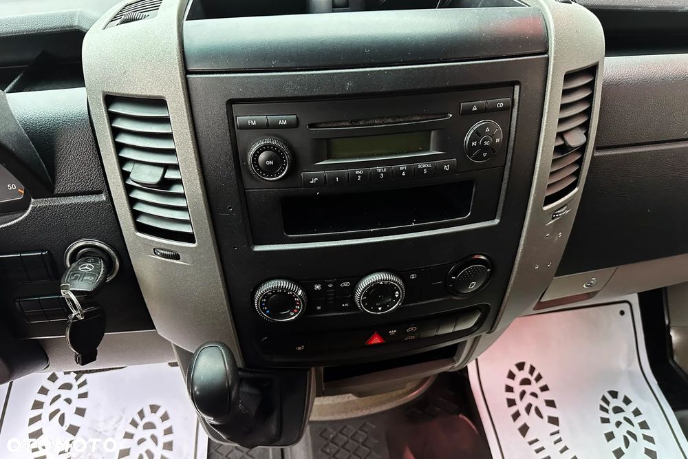 Mercedes-Benz Sprinter W906 - 26