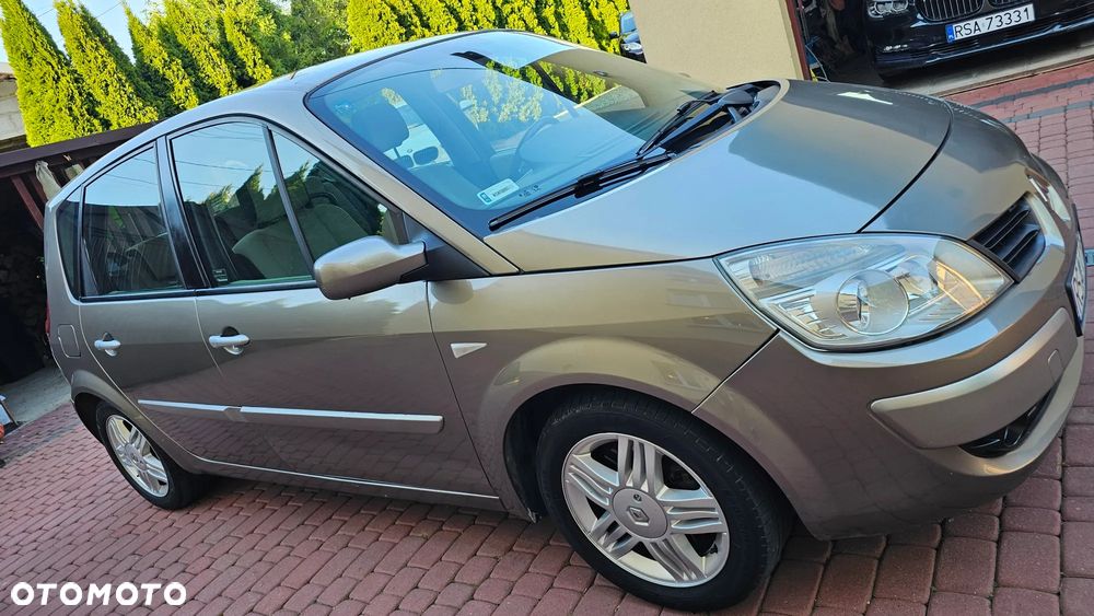 Renault Scenic 1.9 dCi Privilege - 4