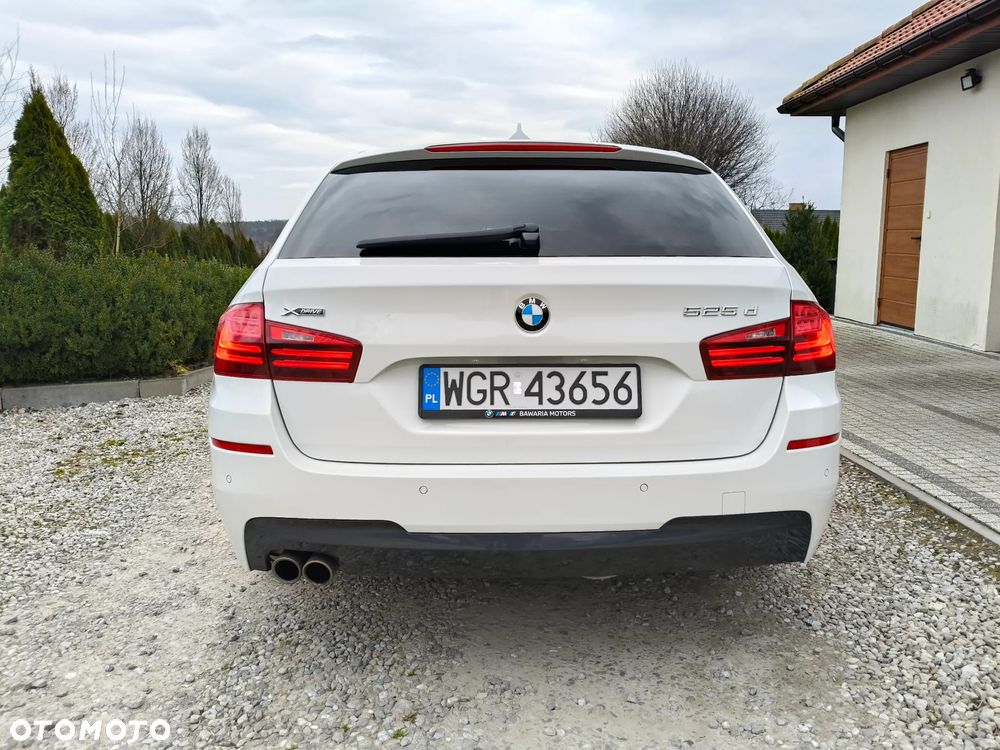 BMW Seria 5 525d xDrive - 18