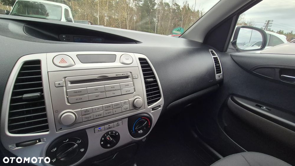 Hyundai i20 1.2 Edition Plus - 25