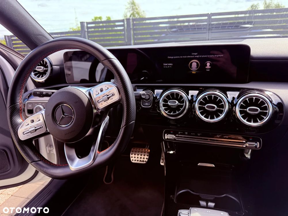 Mercedes-Benz Klasa A 180 AMG Line 7G-DCT - 15