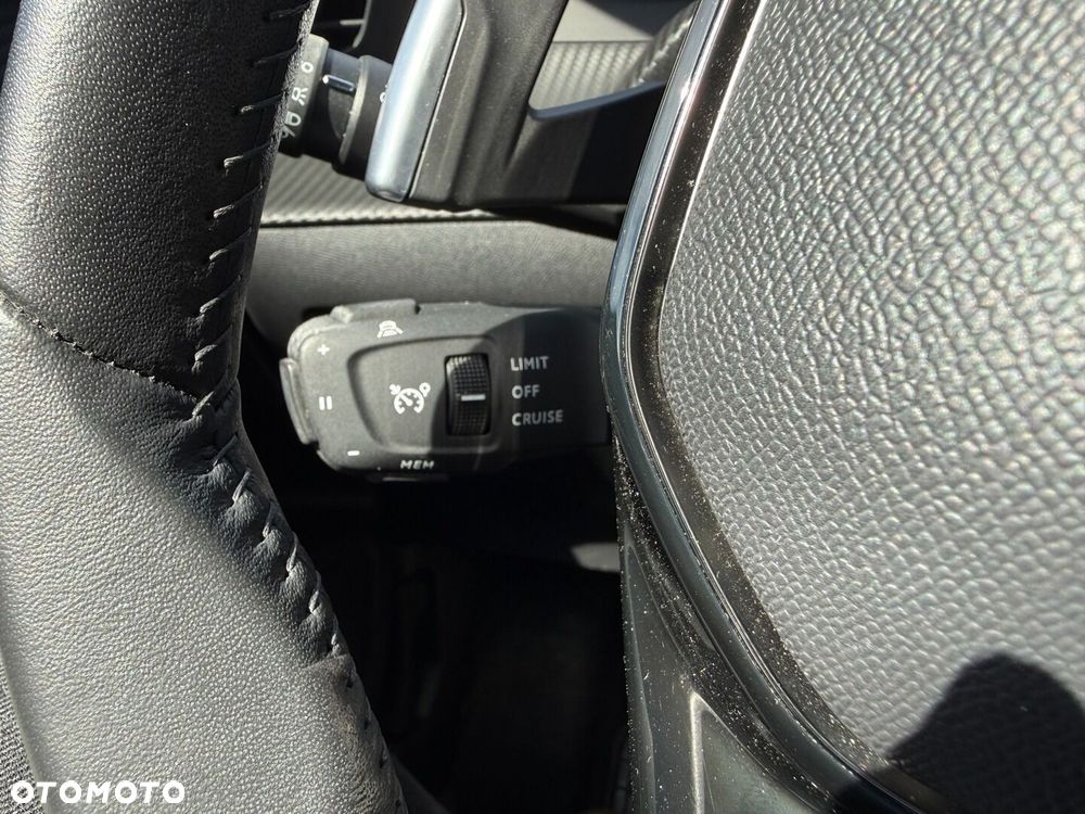 Peugeot 2008 1.2 PureTech Allure S&S EAT8 - 14