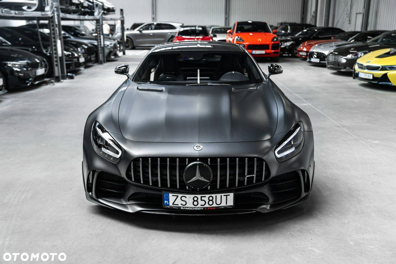 Mercedes-Benz AMG GT - 4