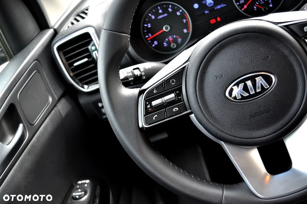 Kia Sportage 1.6 GDI Black Edition 2WD - 22