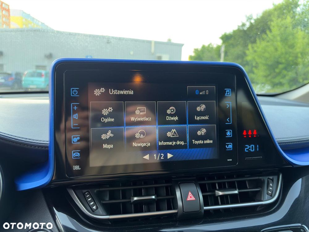 Toyota C-HR 1.8 Hybrid Neon Lime powered by JBL - 22
