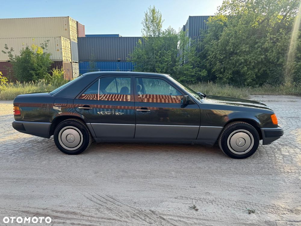 Mercedes-Benz W124 (1984-1993) - 4