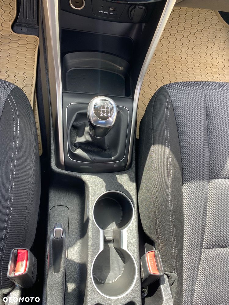 Hyundai i30 1.4 Advantage - 28
