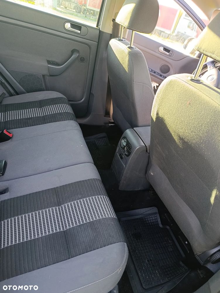 Volkswagen Golf Plus 1.4 Comfortline - 24