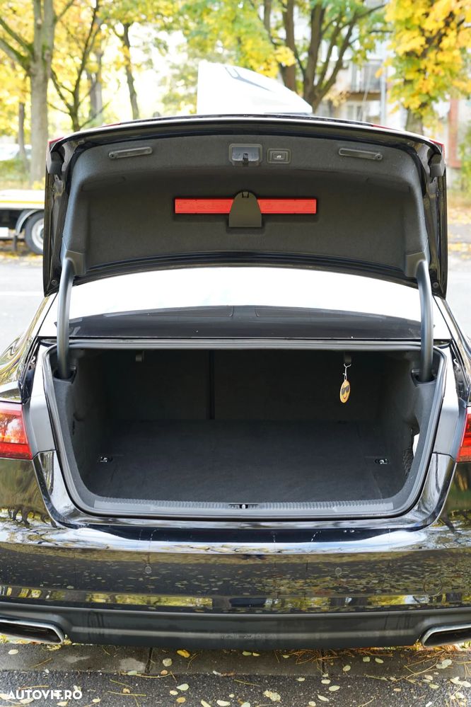 Audi A6 Avant 3.0 TDI quattro S tronic - 19