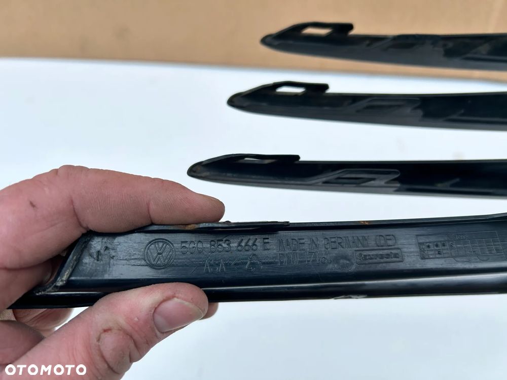 VOLKSWAGEN VW GOLF VII 7 5G GTI GTD 5G0853666 KRATKA ZDERZAKA PRZÓD PRAWA - 2