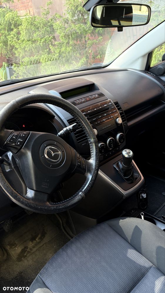 Mazda 5 - 4