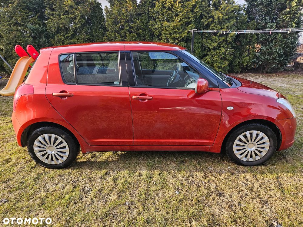 Suzuki Swift 1.5 Comfort - 4