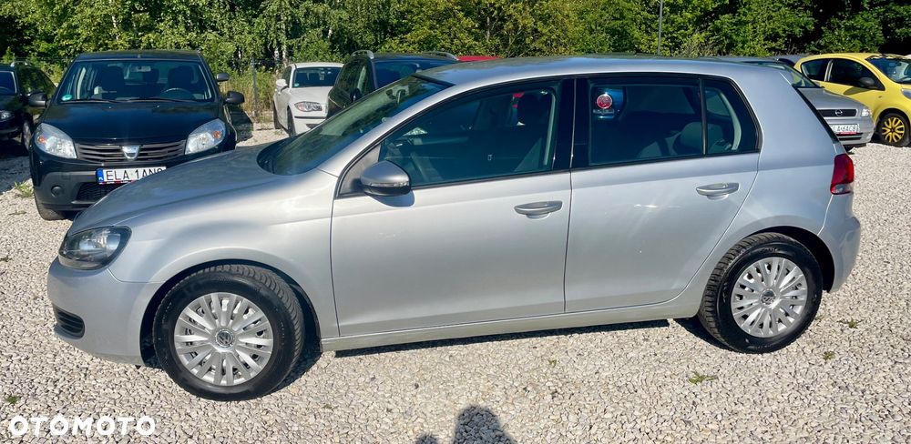 Volkswagen Golf - 8