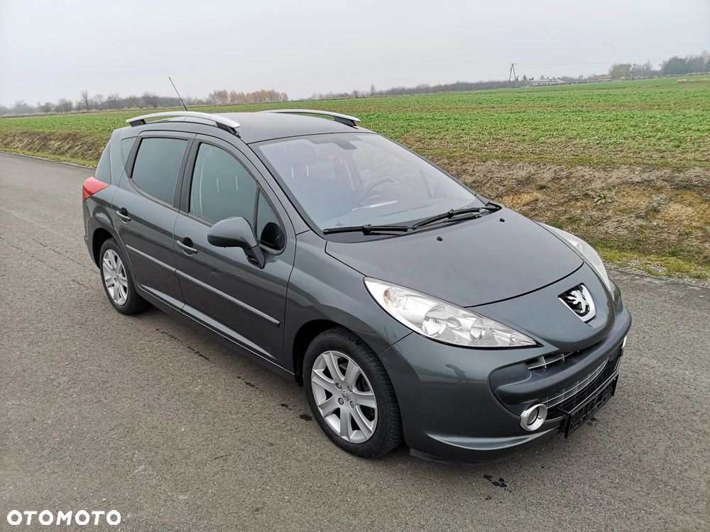 Peugeot 207 1.6 Premium - 16