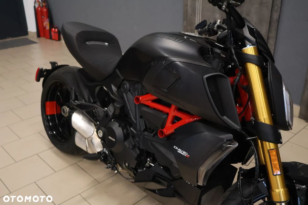 Ducati Diavel - 14