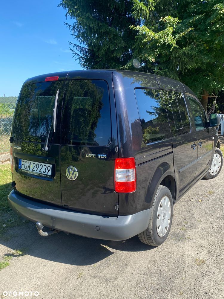 Volkswagen Caddy Life DSG - 25
