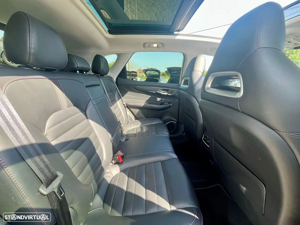 MG EHS 1.5 T-GDI Plug-in Hybrid Luxury - 12