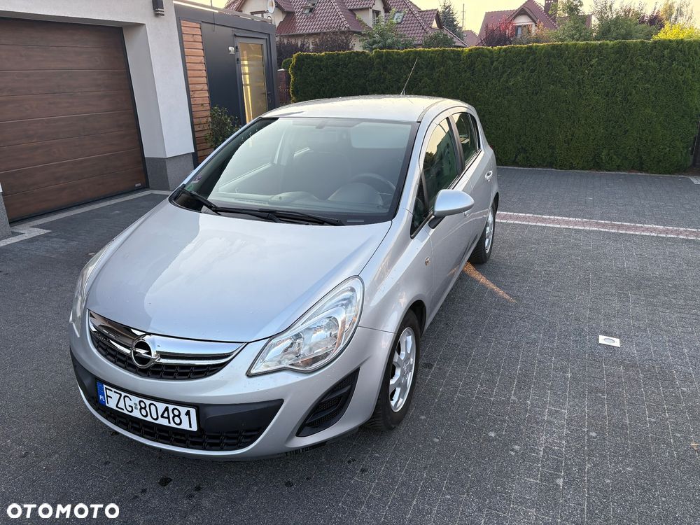 Opel Corsa 1.4 16V Edition - 8