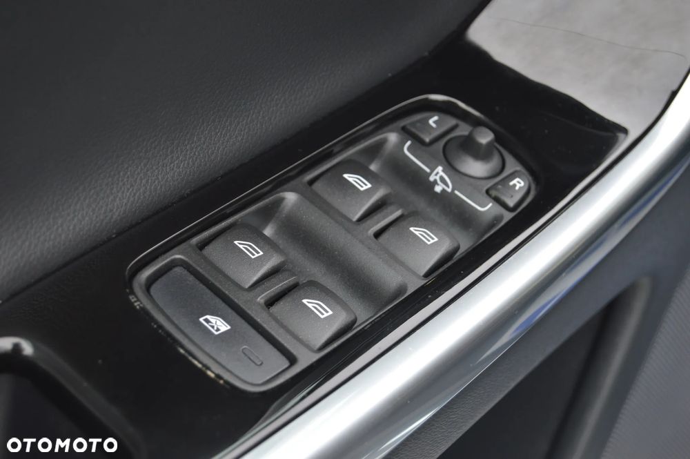 Volvo XC 60 - 13