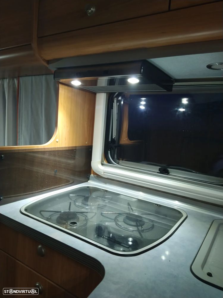 Burstner Premio Perfilada - 6