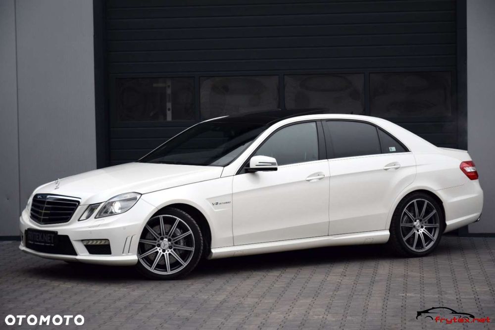 Mercedes-Benz Klasa E - 9