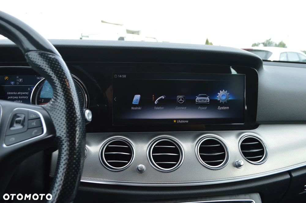 Mercedes-Benz Klasa E 220 d 9G-TRONIC - 23
