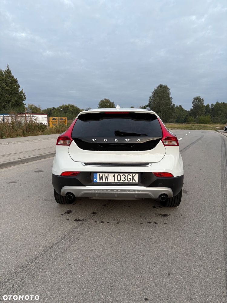 Volvo V40 Cross Country T4 AWD Drive-E Momentum - 6