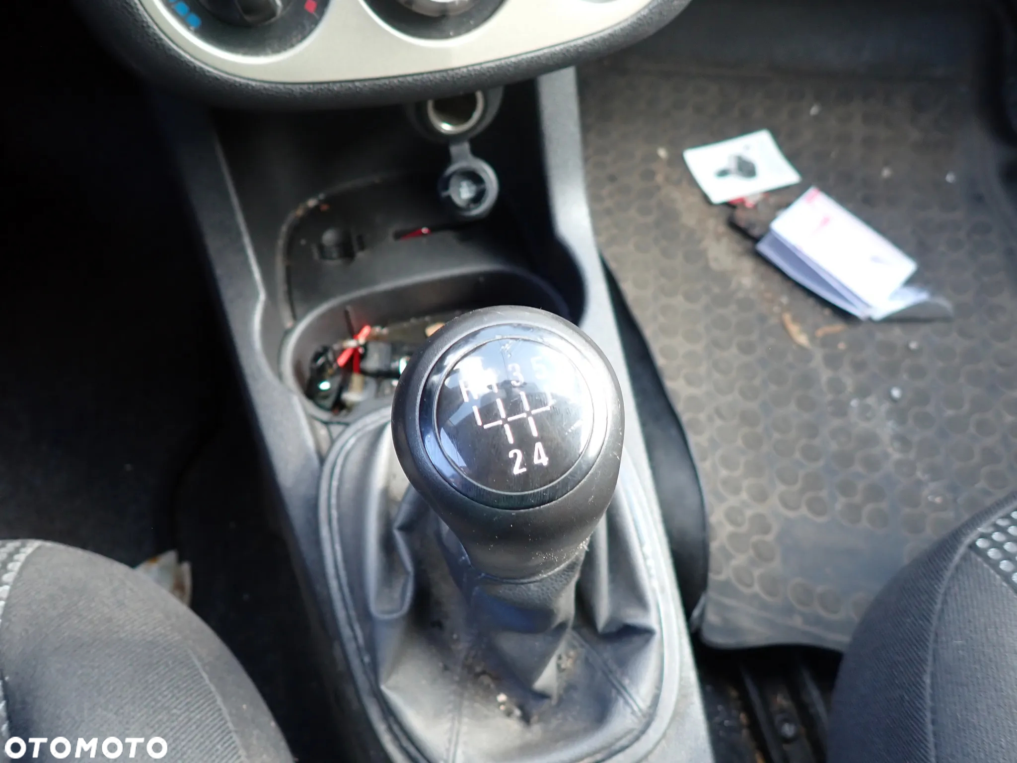 CZĘŚCI - Opel Corsa D 1,2 70KM A12XER HB 3D 5B F13 LAKIER Z177 2010r. INDEX - 9058 - 8