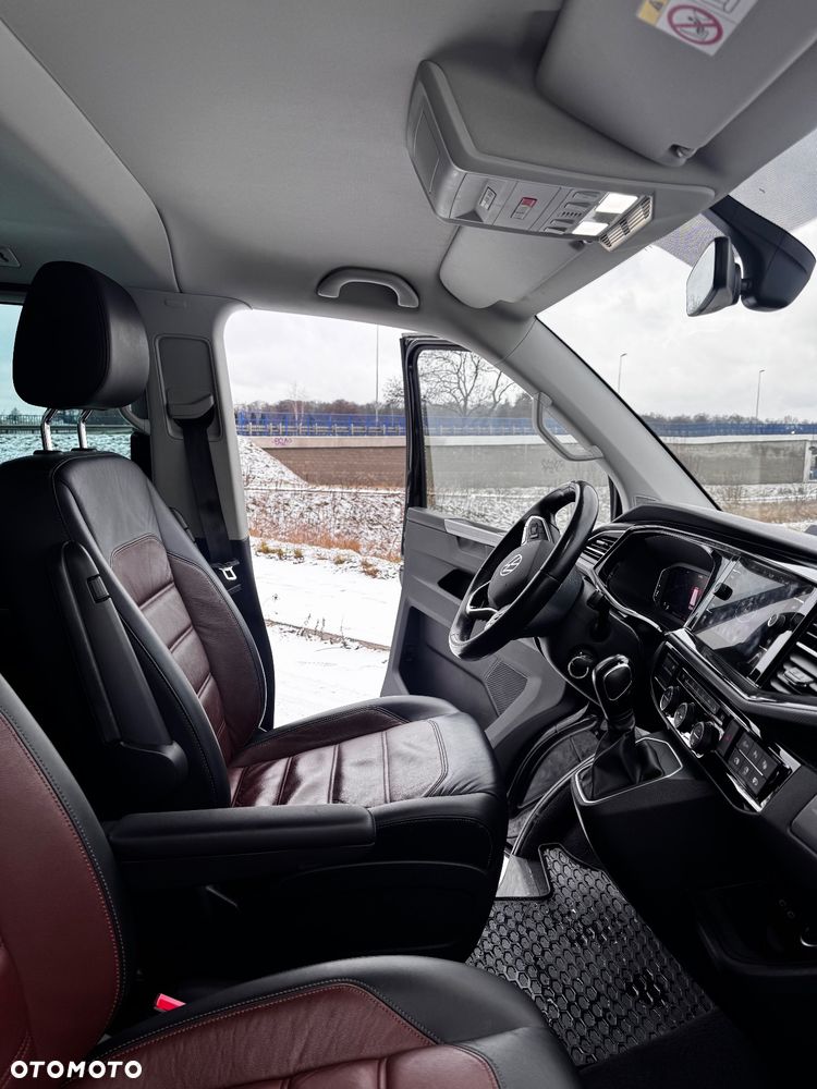 Volkswagen Multivan - 23