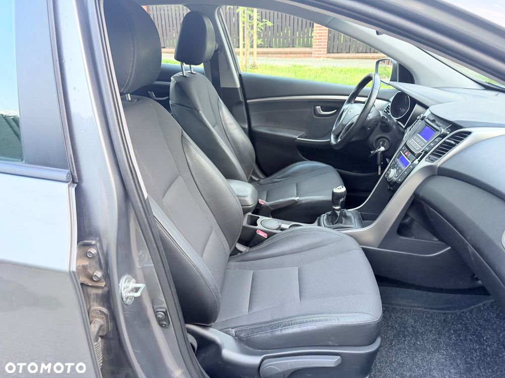Hyundai i30 - 26