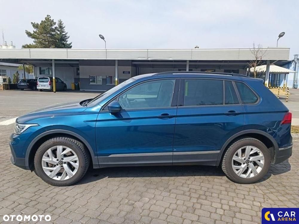 Volkswagen Tiguan - 9