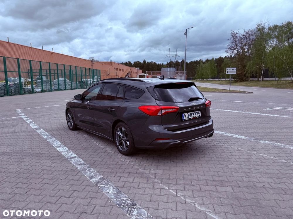 Ford Focus 1.5 EcoBoost ST-Line - 5