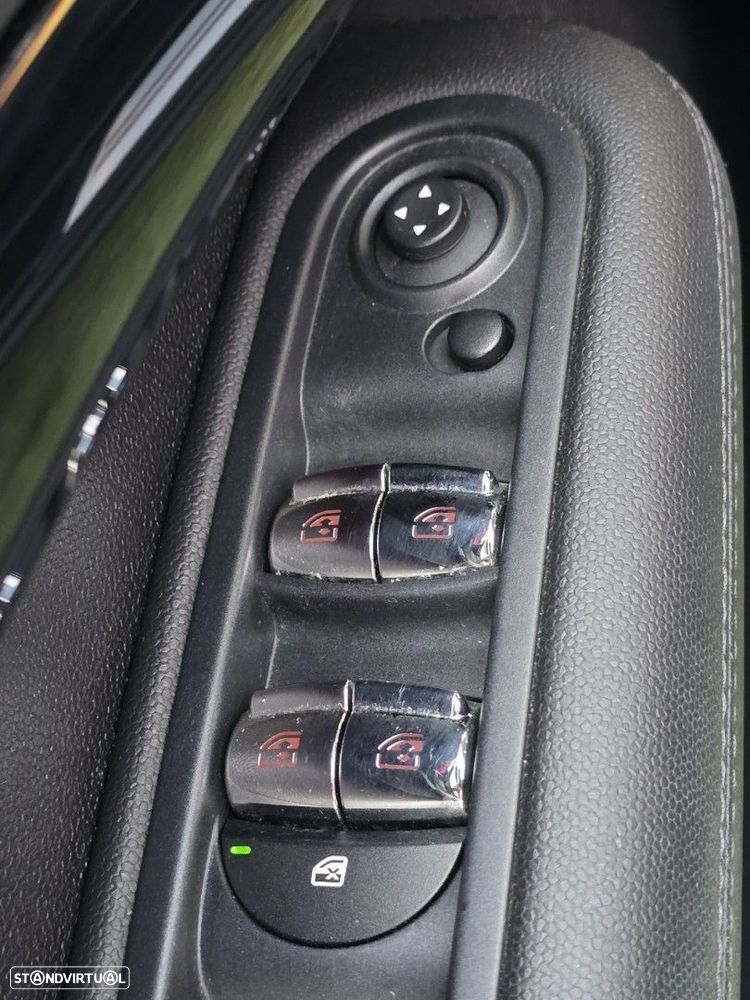 MINI Countryman Cooper D - 20