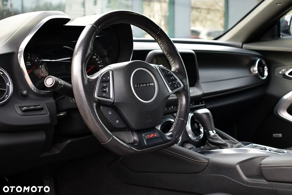 Chevrolet Camaro - 4