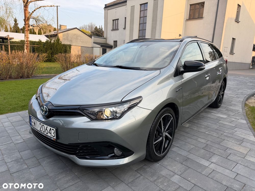 Toyota Auris Hybrid 135 Prestige - 13