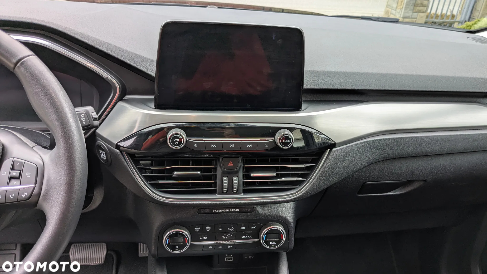 Ford Kuga 2.5 FHEV FWD Titanium - 17