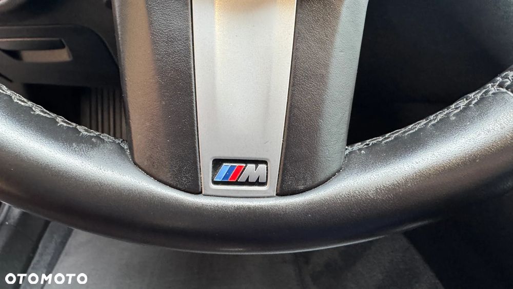 BMW Seria 5 520d Sport Line - 24