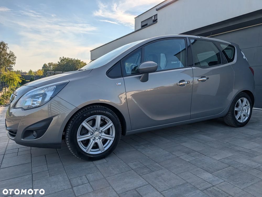 Opel Meriva 1.4 T Cosmo - 10