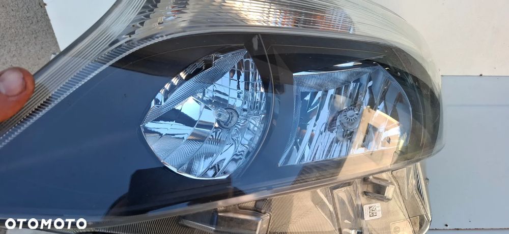 MERCEDES VITO W447 V-KLASA lampa lewy przód zwykła A4479067700 Europa - 4