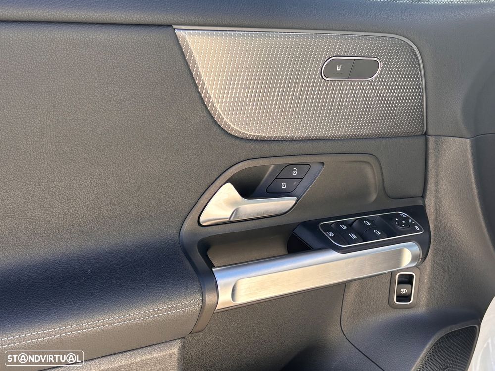 Mercedes-Benz EQB 300 4Matic - 16