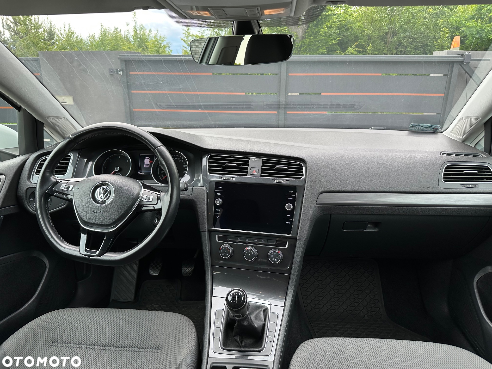 Volkswagen Golf VII 1.6 TDI BMT Comfortline - 11
