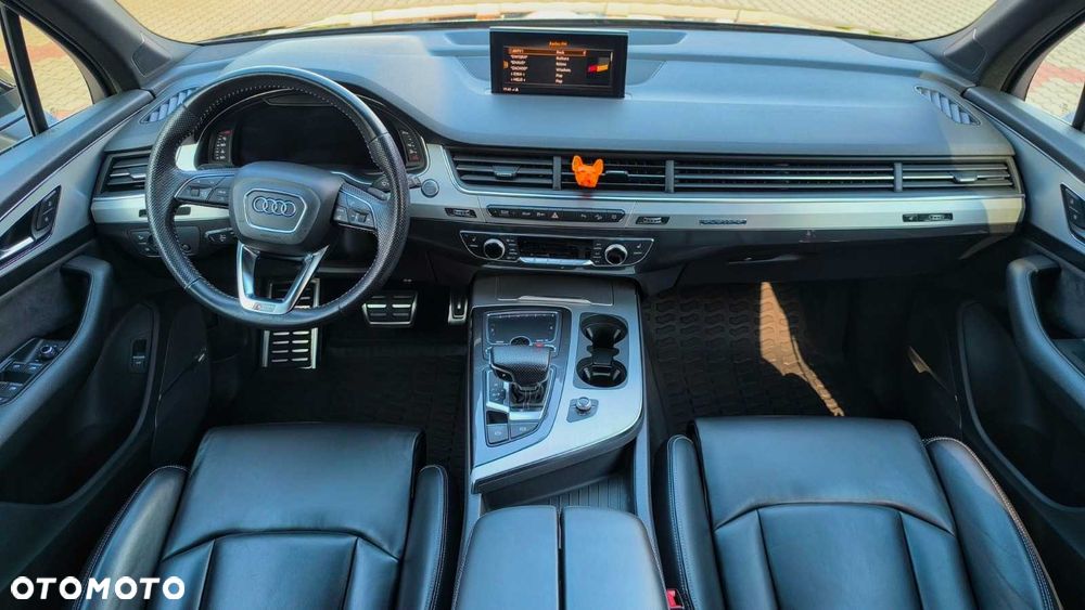 Audi Q7 - 6