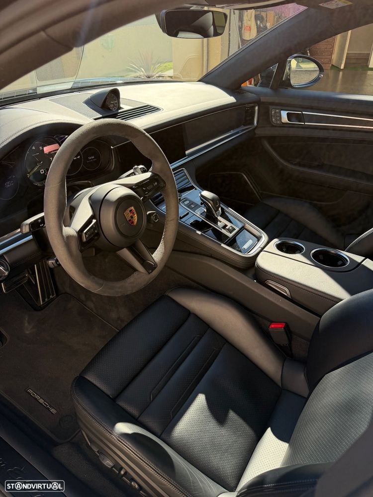 Porsche Panamera Sport Turismo 4 E-Hybrid Platinum Edition - 8