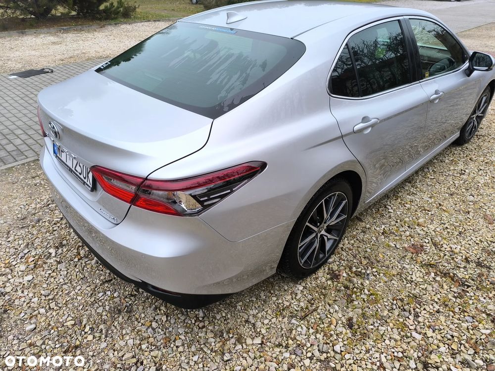 Toyota Camry 2.5 Hybrid Comfort CVT - 4